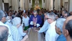 Guaymenses dan el último adiós a Alejandro Ramírez Cisneros 'El Profe'