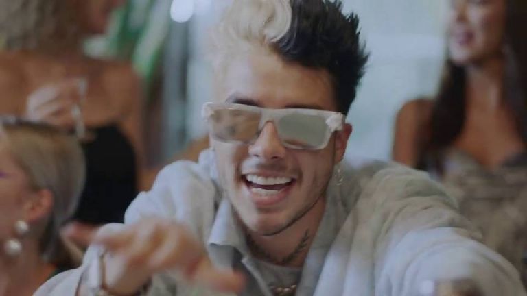 Mario Bautista listo para subirse al ring en el Palacio de los Deportes en CDMX