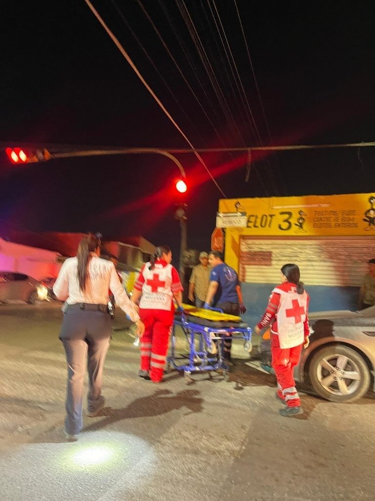 Choque deja a menor lesionada