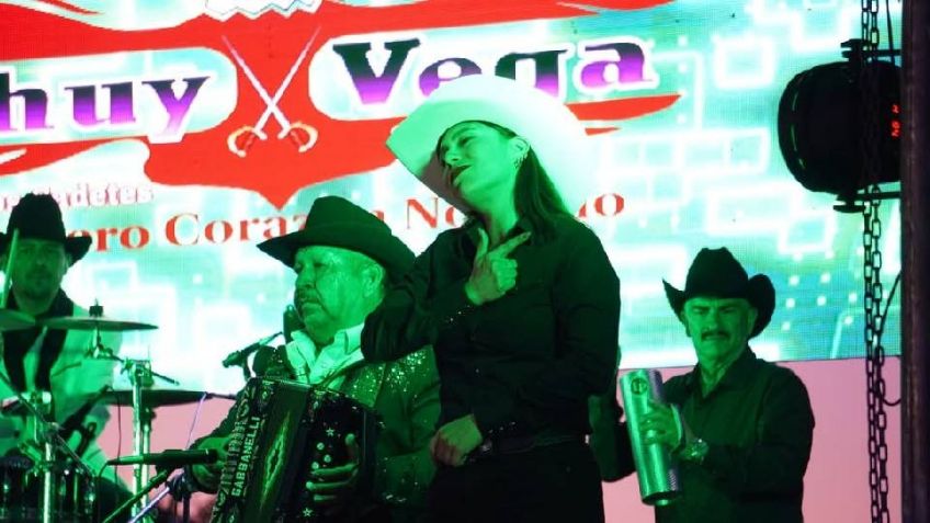 Hasta música lleva Andrea a personas sordas por medio de LSM