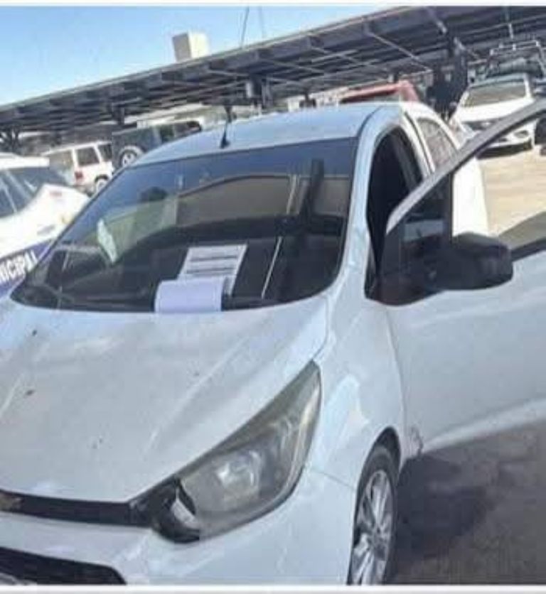 Cae patrulla 'pirata' en Hermosillo; no hay detenidos. Foto: Facebook