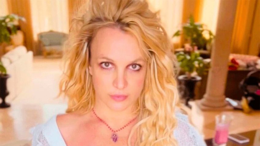 Britney Spears responde tras ser captada fumando en un vuelo de México a Los Ángeles