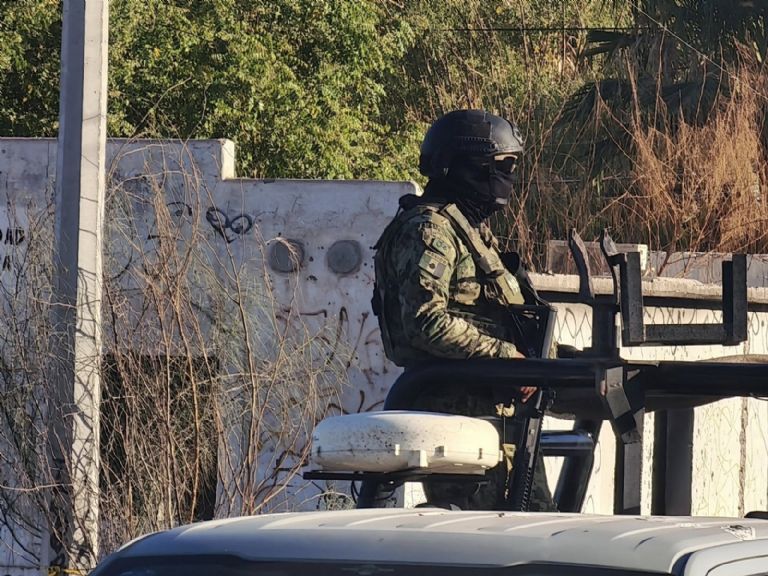 El cuerpo estaba sin prendas, tirado en Ciudad Obregón. Foto: Facebook