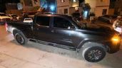 Foto ilustrativa de la nota titulada Encendida y con las puertas abiertas, presuntos sicarios abandonan pick up en Nogales