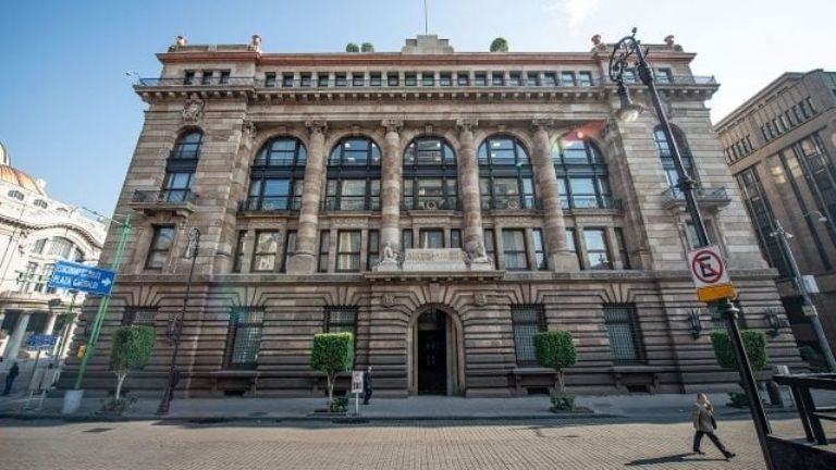 Banco de México ajusta su pespectiva de crecimiento