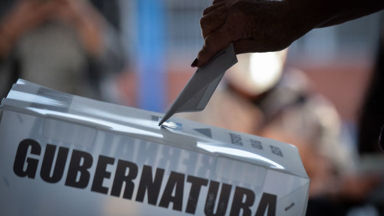 Diputado del PVEM propone hacer obligatorio el voto y multar abstención en México