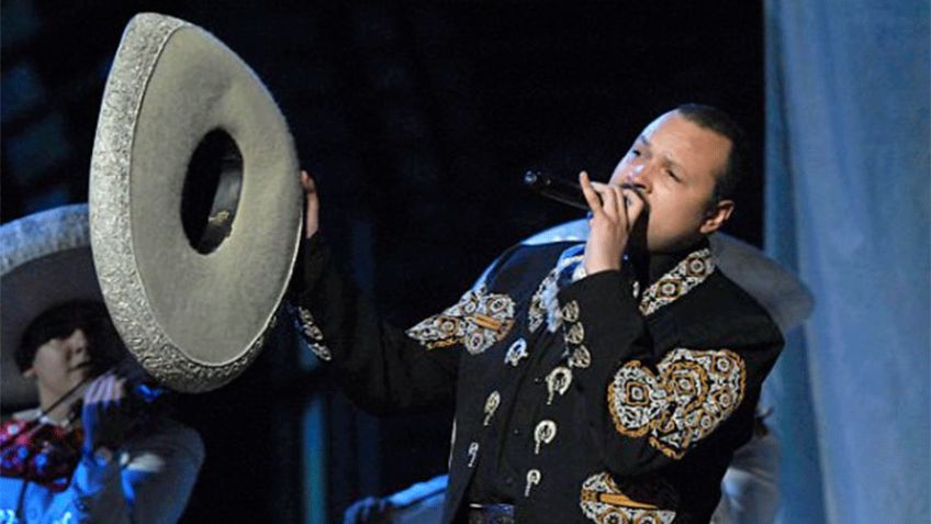 ¿Estaba vacío?: Reportan baja asistencia durante presentación de Pepe Aguilar en Puebla