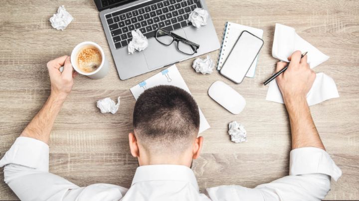 Estrés laboral; ¿México encabeza la lista?, estos son los motivos que lo causan