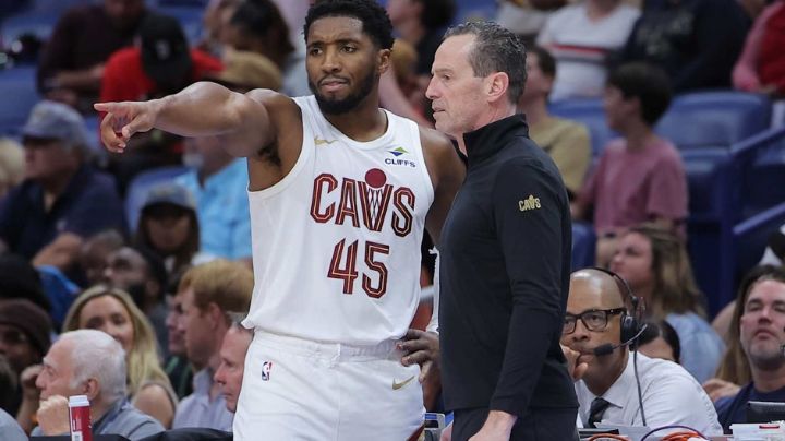 Kenny Atkinson, de los Cavaliers gana el premio al Entrenador del Año de la NBA