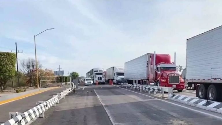 Por bloqueos carreteros en Sinaloa, se retrasa la entrega del material electoral para Sonora