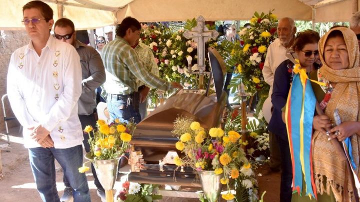 Pueblo de Camoa se despide de su gobernador indígena