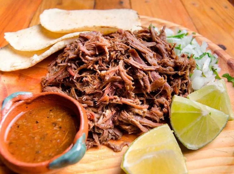 Barbacoa, platillo tradicional