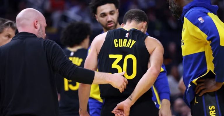 El jugador abandonó temprano el encuentro