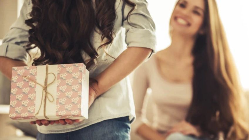 Guía práctica para sorprender a mamá en el Día de las Madres desde tu hogar