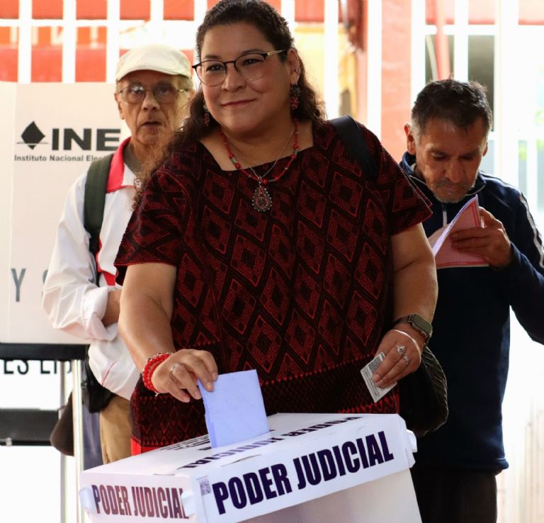  Lenia Batres Guadarrama