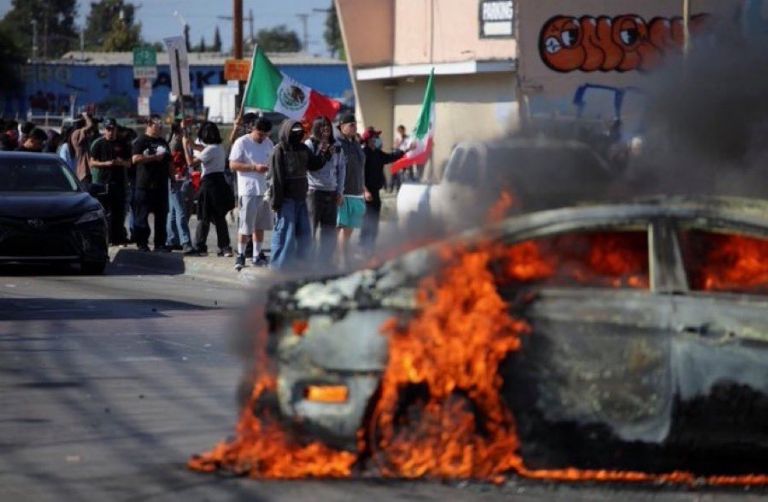 Las redadas en Los Ángeles desataron protestas en las que mexicanos han sido detenidos. Foto: Twitter