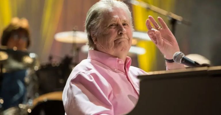 Brian Wilson de The Beach Boys muere dejando una huella imborrable en el pop