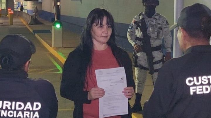 (VIDEO) Caso Wallace: Con una sonrisa, Juana Hilda González abandona la cárcel tras 19 años