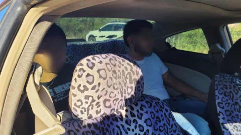 Patrulla Fronteriza detiene a pareja estadounidense con migrantes y pistola en Arizona