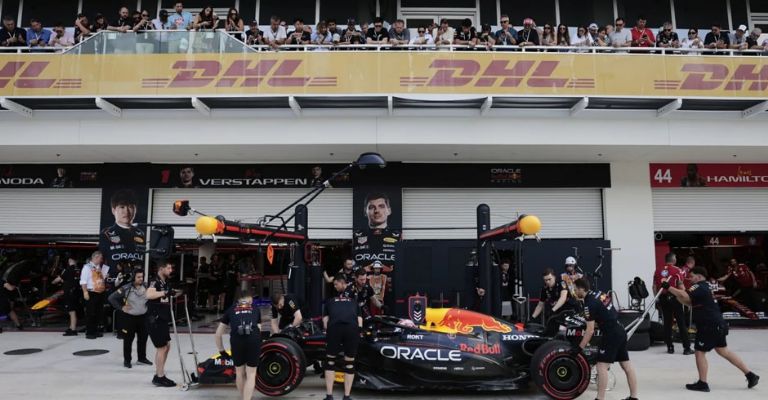 Red Bull busca remontar en las posiciones