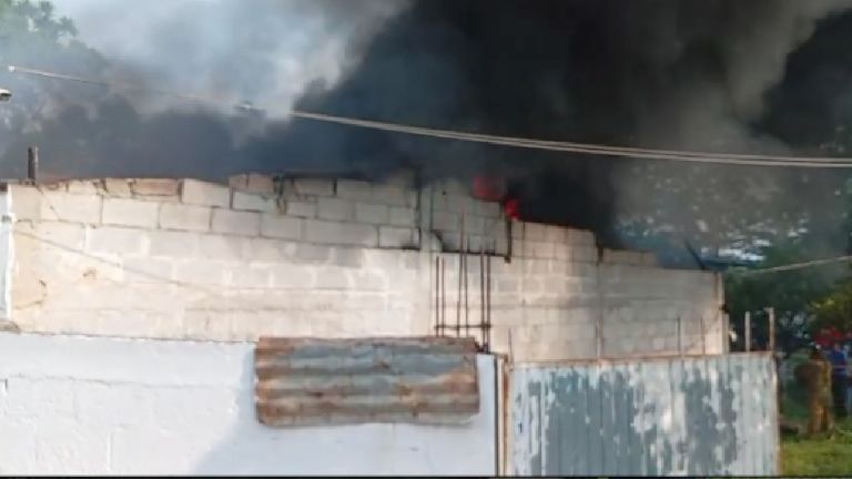 Adulto mayor pierde la vida en incendio que consumió su vivienda en Hidalgo