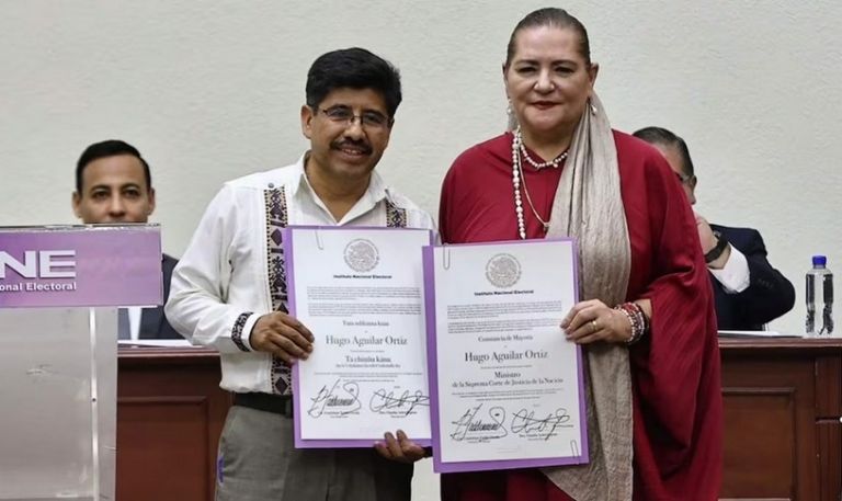 Hugo Aguilar recibio la constancia de mayoria del INE al obtener el mayor numero de votos