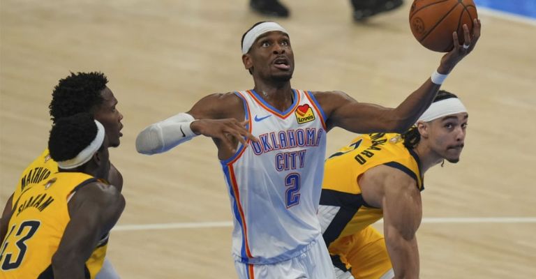 Gilgeous-Alexander estuvo muy activo