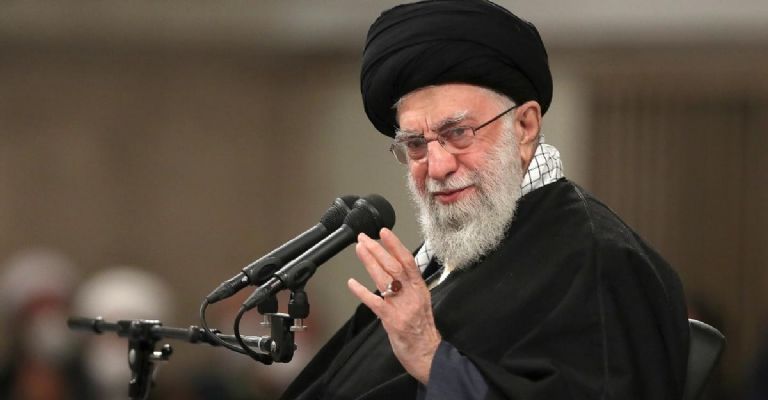 Alí Jameneí, actual el líder de Irán