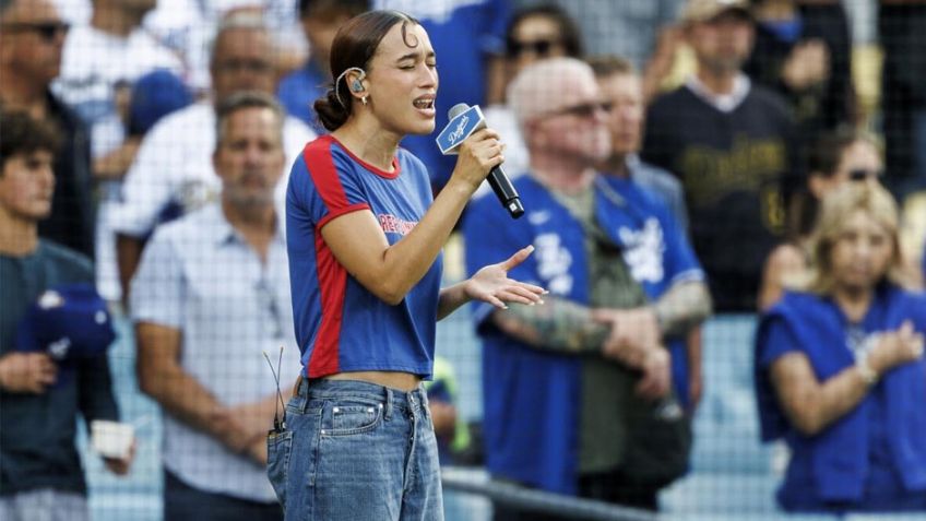 Nezza interpreta el himno de EU en español en Dodger Stadium y enciende un debate