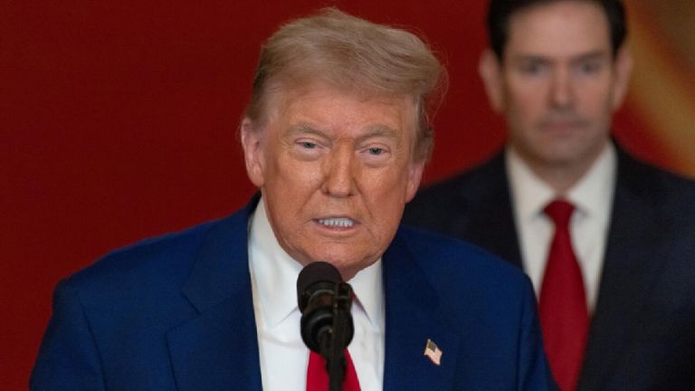 Donald Trump califica como un éxito los ataques a instalaciones nucleares en Irán