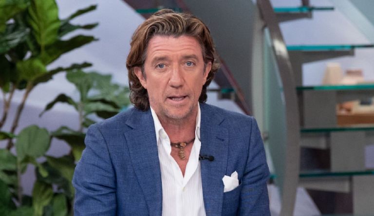 Nicolás busca la custodia de su hijo 