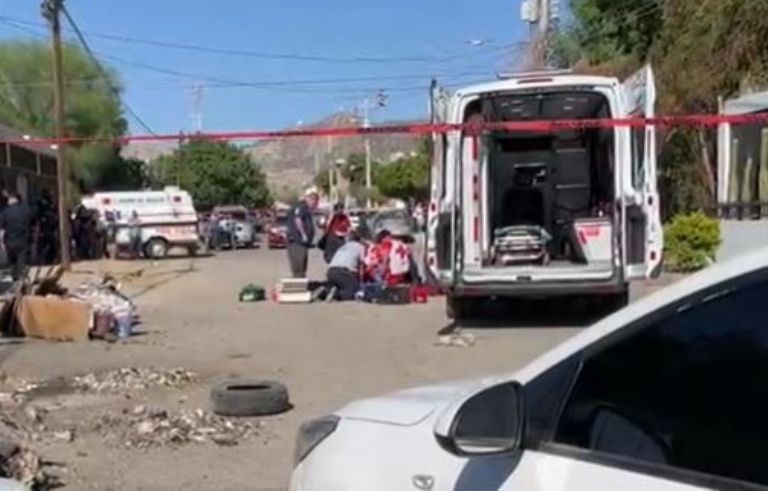 Paramédicos intentaron reanimar al hombre durante varios minutos