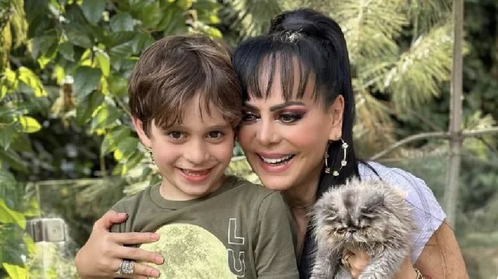José Julián regresa con su madre; Maribel Guardia pierde resolución legal