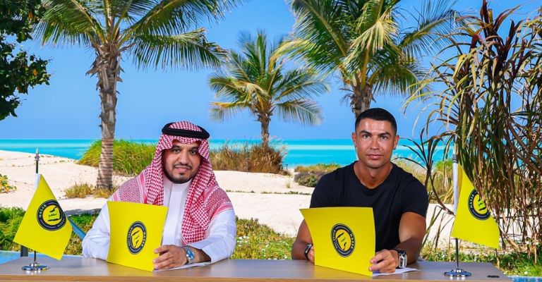 El portugués estampó su firma con el Al Nassr
