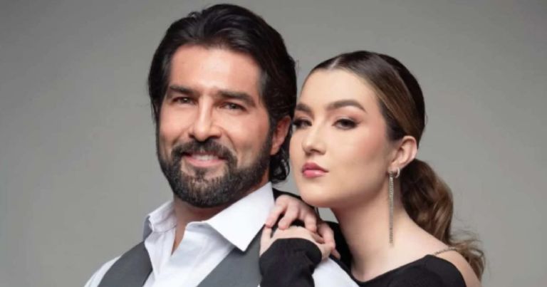 Arturo Carmona y su hija 