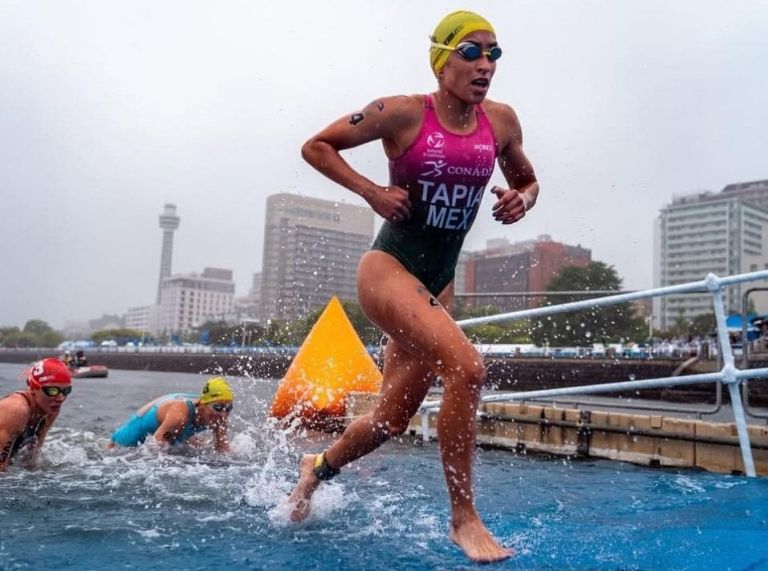 La sonorense Rosa María Tapia tiene un gran desempeño en el Campeonato Mundial de Triatlón, al quedar entre las mejores del mundo