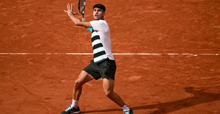 El español continúa intratable en el Roland Garros