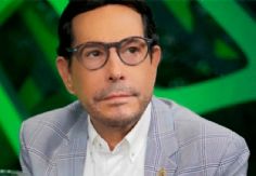 Foto ilustrativa de nota En vísperas de Navidad, Pepillo Origel da trágica noticia y conmueve a Televisa: "Me volví loco"