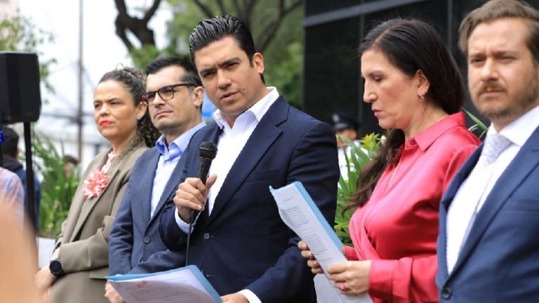 PAN denuncia ante FGR a Vector Casa de Bolsa por presunto lavado de dinero