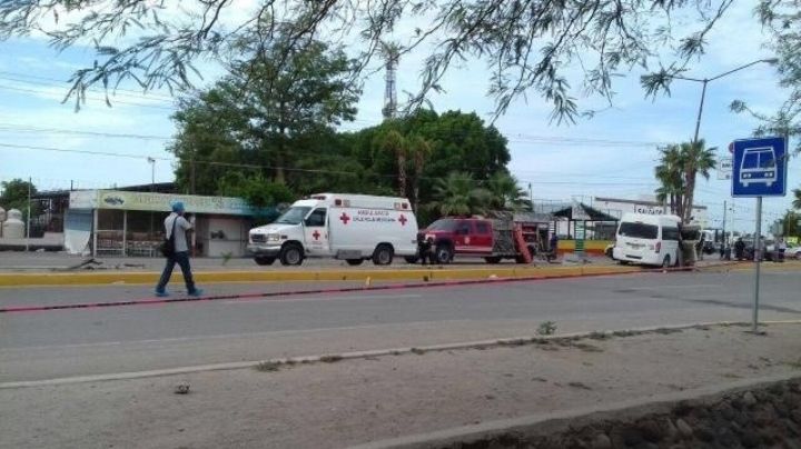 En poblado Miguel Alemán, choque entre dos camiones de personal deja varios lesionados