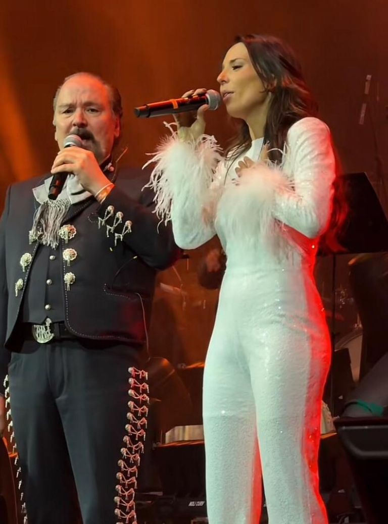 Majó Aguilar con su padre 