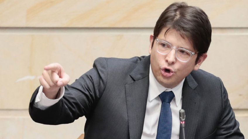 México condena agresión contra Miguel Uribe en Colombia; confirman que salió de cirugía