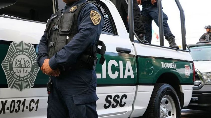Fuerte accidente en punto de revisión deja tres policías heridos en Ciudad de México