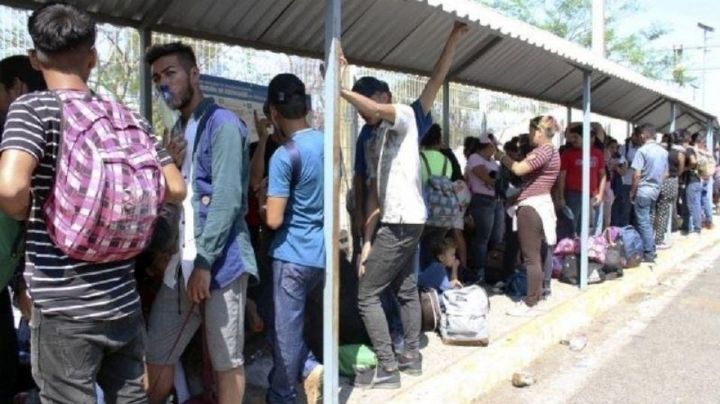 Aparecen seis mexicanos con antecedentes penales en lista de migrantes detenidos en redadas