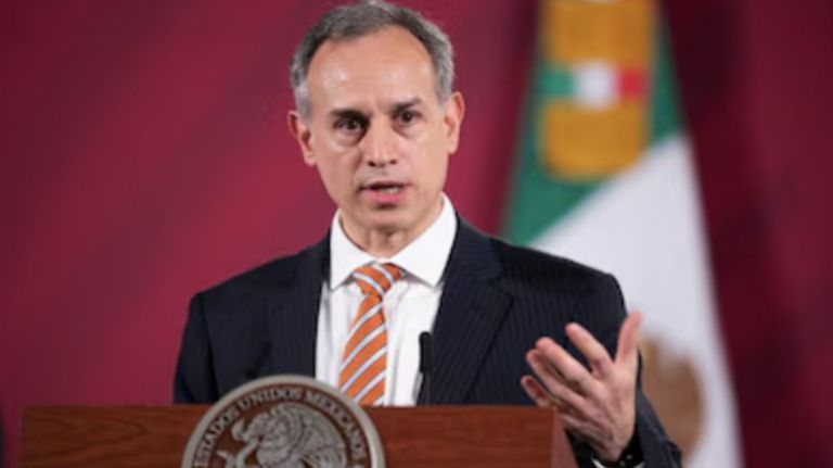 No se ha especificado cuándo partirá López-Gatell a la OMS. Foto: Internet