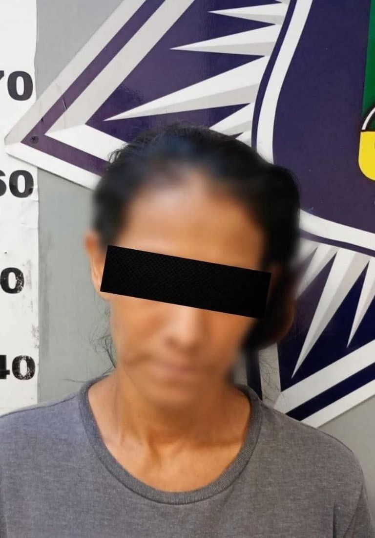 Autoridades detuvieron a la madre de la menor. Foto: Facebook