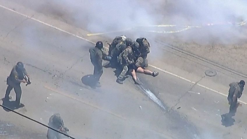 "Los migrantes no son criminales": Sheinbaum condena violenta redada en granja de California