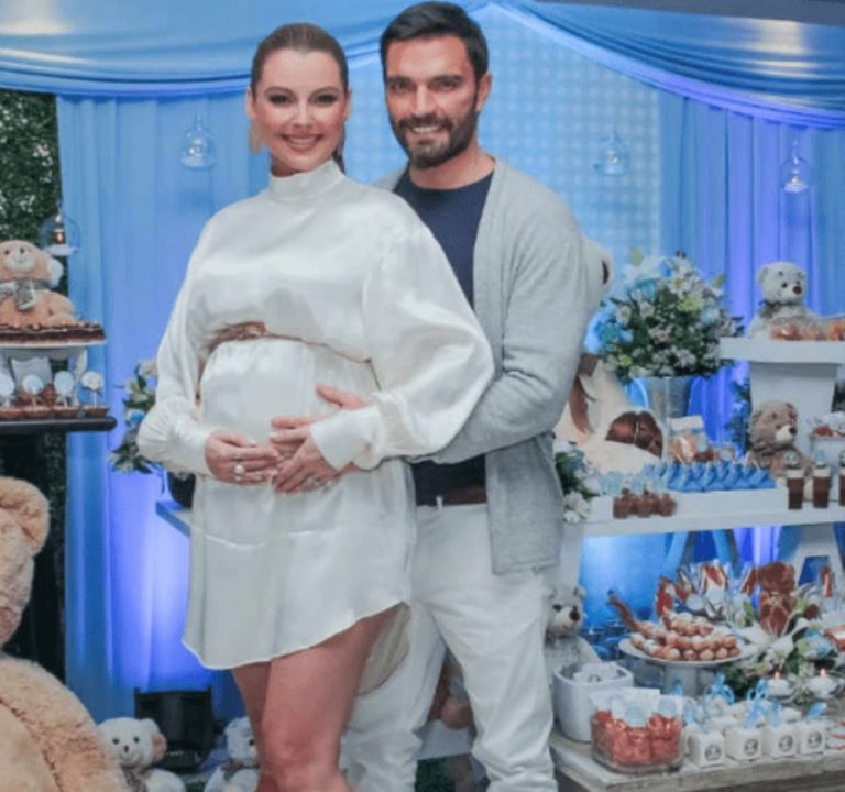 Julián Gil recuerda el tormento que vive por pleito con Marjorie de Sousa
