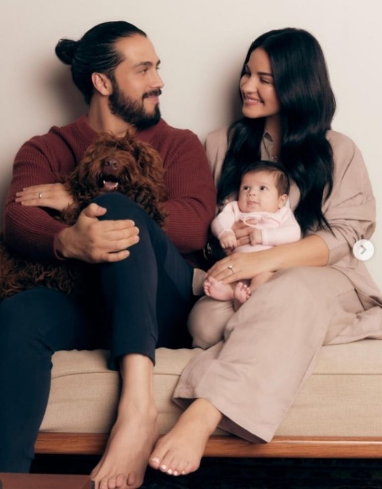 Maite Perroni y su familia 