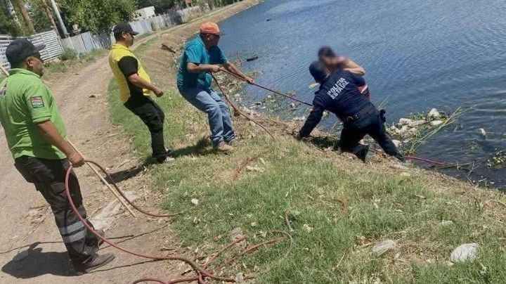 Policías rescata a mujer que cayó a canal en Ciudad Obregón tras sufrir percance